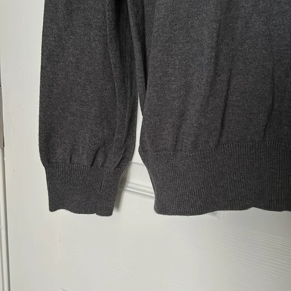 Tommy Hilfiger gray sweater v Neck premium cotton xl - Picture 3 of 5